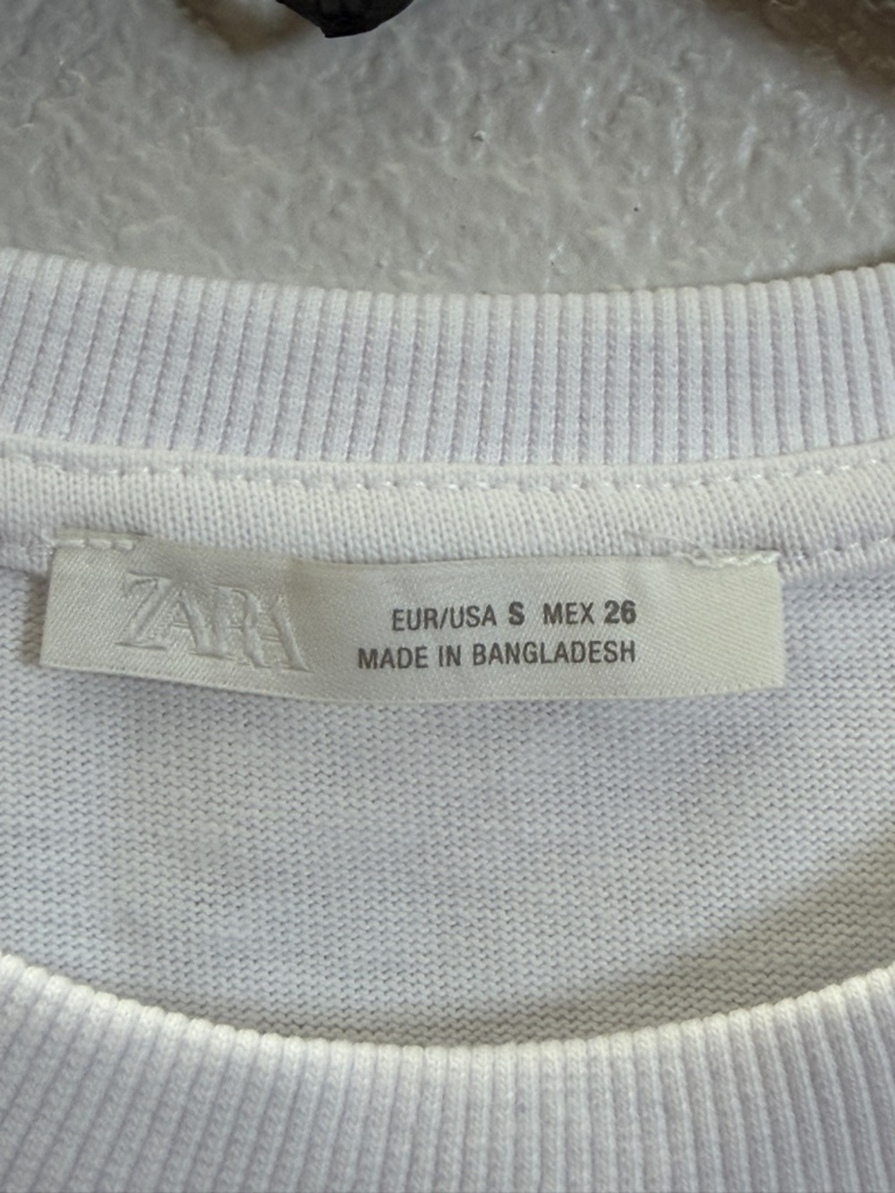 Zara White Short Sleeve Crewneck Tee - Picture 3 of 5